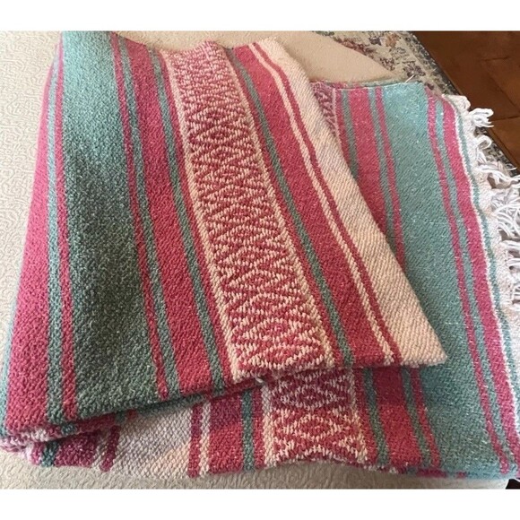 Earth Ragz Throw Blanket Fringe Aztec Striped Falsa Mexicana Pink Eco-Friendly - Picture 5 of 5